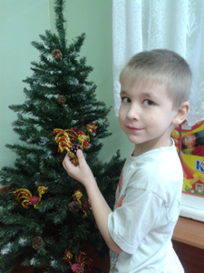 Сценарий новогоднего праздника для детей подготовительной группы «Новогодние приключения петушка»